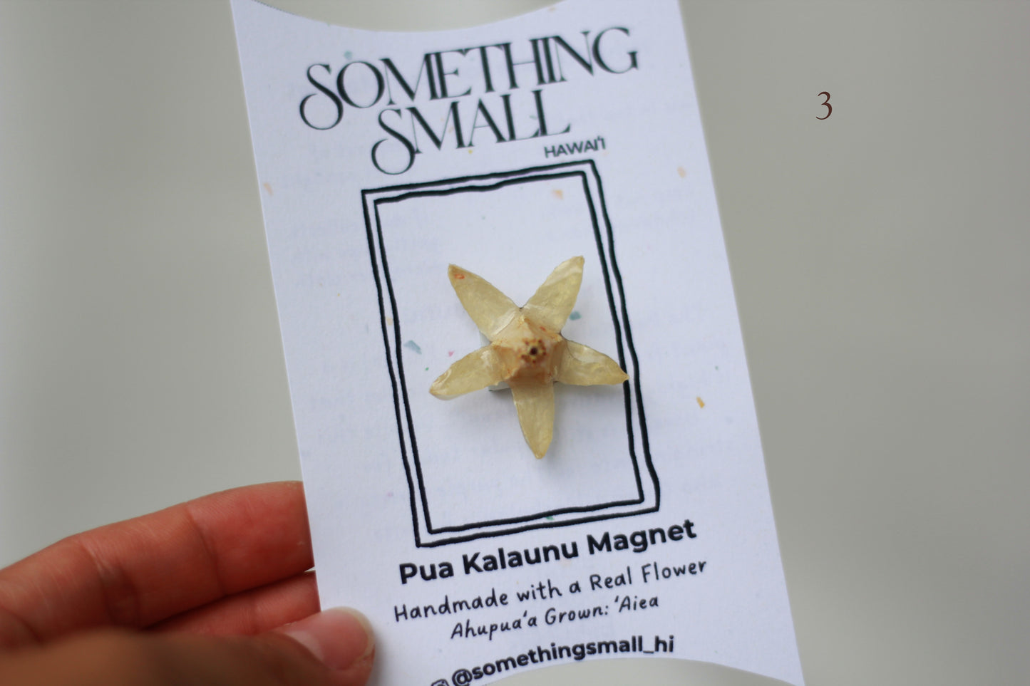 White Pua Kalaunu - 1pc